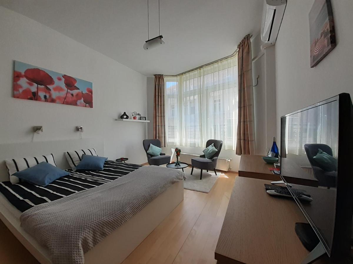 Central Belvedere Apartman Budapest Eksteriør bilde